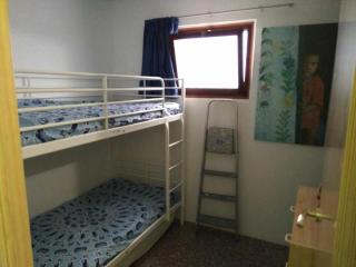 Piso con Piscina Comunitaria y Terraza con Vistas - 1