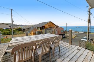 Captain's Quarters - Cabana - Depoe Bay - 7