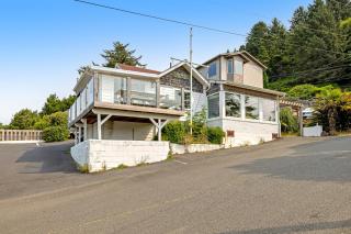 Captain's Quarters - Cabana - Depoe Bay - 5