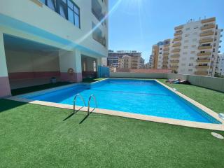 Apartamento com grandes terraços em frente a Praia - Portimão - 5