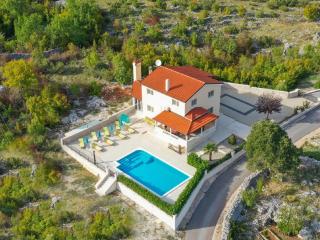 Villa Secret Beauty with Saltwater Pool - Imotski (Imoschi) - 4