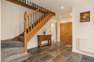 Maynor - Large Luxury House, Log Burner, Central Location - Begelly - 3