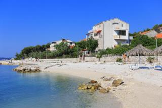 Apartments by the sea Seget Donji, Trogir - 19351 - Trogir - 8