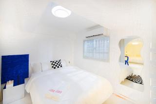 Locals Apartment House 15 - 3