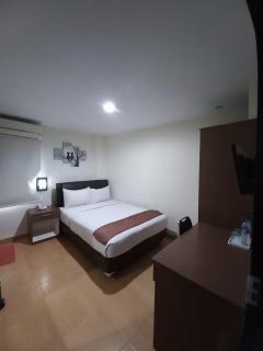 Grand Avira Hotel - Batu Merah - 9