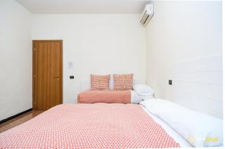 Lia Rooms 3 - 6