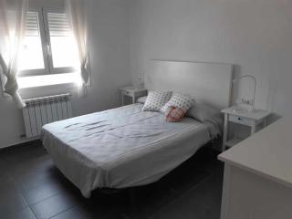 Roses Casc Antic SL Avda Rodhe - 2