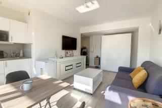 HENRI CAMILLE REAL ESTATE -Fleuries7-Charming studio w big terrace - Cannes - 4