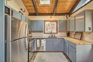 2 Mi to Beach Incline Village Cabin with Patio! - 1