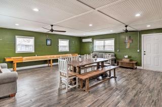 Welcoming Tow Home about 1 Mi to Lake Buchanan! - 8