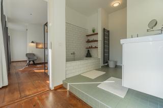 Exklusive Stadtvilla-190qm- Parkplatz- 3Schlafzimmer- 2 Bäder- Netflix- Waschmaschine- 4 Etagen-nähe Theater - Cottbus - 2