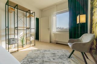 Exklusive Stadtvilla-190qm- Parkplatz- 3Schlafzimmer- 2 Bäder- Netflix- Waschmaschine- 4 Etagen-nähe Theater - Cottbus - 3
