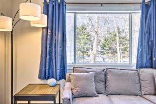Arrowhead Lake Home with Hot Tub, 12 Mi to Ski! - Pocono Lake - 6