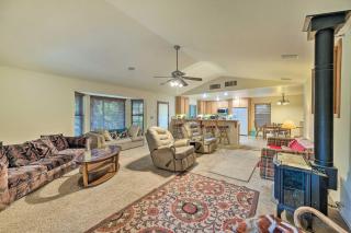 Furnished Deck Family-Friendly Twain Harte Home - 6