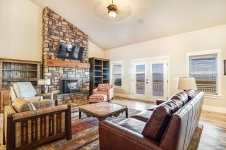Kerry Hill Manor - - 7