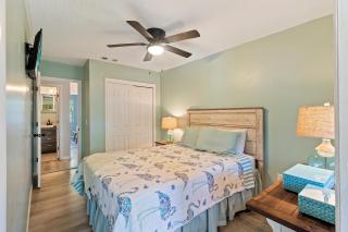 #51 Superior Condo Ideal Location Pool 3BDR/2 Park - Hilton Head Island - 0