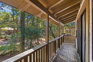 #51 Superior Condo Ideal Location Pool 3BDR/2 Park - Hilton Head Island - 1
