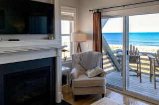 Paradise Island Ocean Front - Carolina Beach - 2