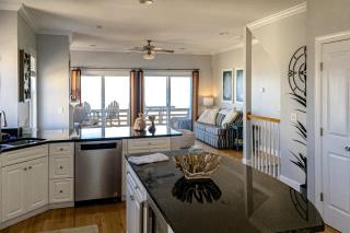 Paradise Island Ocean Front - Carolina Beach - 1