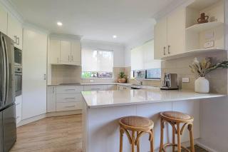 Coastal 3-bedroom home close by the beach - Port Macquarie - 6