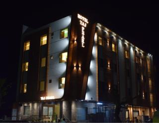 THE TAJ PEARL HOTEL - Agra - 5