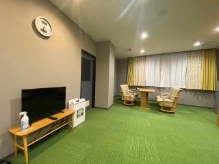 kdy ｽﾃｲﾊｳｽ 2段ベットの広い客室みんな一緒に泊まれる - 6