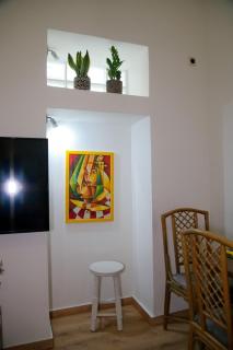 Aroura Homes Garden House 2BR 2BA Free Parking - 1