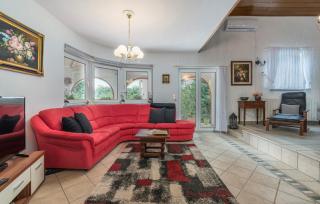 Villa Vallis Aurea for max 10 Persons with pool Kukci Poreč - Kukci - 2