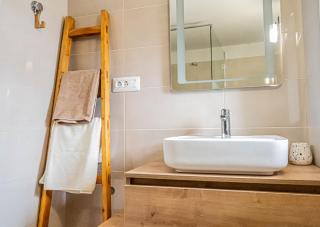 Holiday House Antica for 6 persons green surroundings of the island of Cres - Vidović - 3
