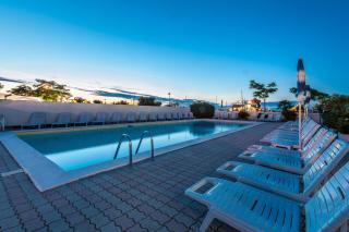 Hotel Corinna - 2