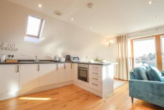 Rowan Tree Apartment - A modern, quiet hideaway with sweeping views across Oban - Oban - 6