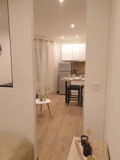 Charmant studio avec coin nuit - vieille ville CLIMATISE - Mentone - 4