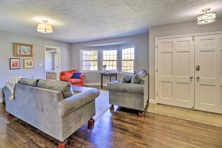 Lakefront Kingsport Home with Private Hot Tub! - Kingsport - 1