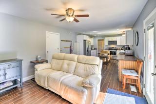 Lakefront Kingsport Home with Private Hot Tub! - Kingsport - 3