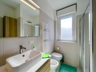 NUOVO BILOCALE IN CENTRO CON TERRAZZO E POSTO AUTO - Varazze - 3