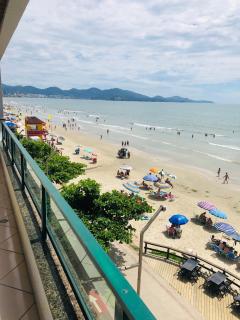Apartamento a Beira Mar - Meia Praia - 4