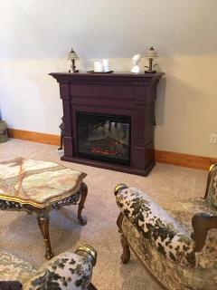 Attwood House Bed and Breakfast near Manhattan, KS - 4