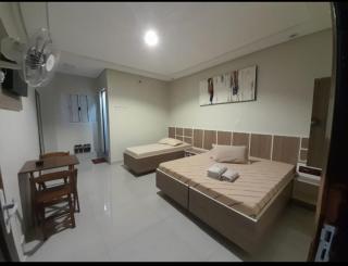 Hotel off - 1