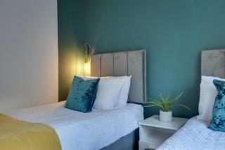 George Suite - Central Location - Free Allocated Parking - 3