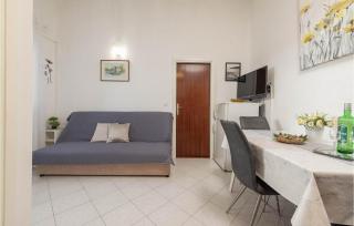 Lovely Apartment In Kozino - 8