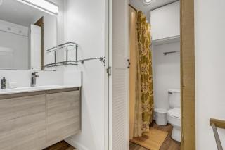 Modern & Sleek Condo - Creekside #110 - 2