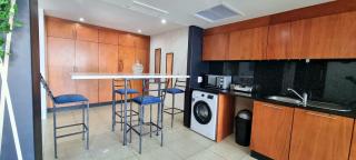 Accommodation Front - Cosy 2 Sleeper with Exquisite Harbour Views - Durban - 3
