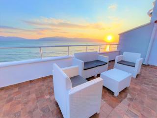 Sky & Sea viewing Apartment - Vlorë - 7