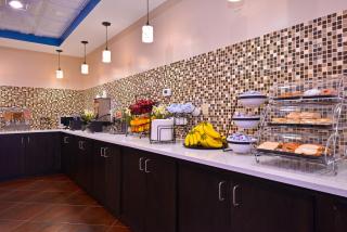 Best Western Savannah Airport Inn & Suites - Savannah - 2