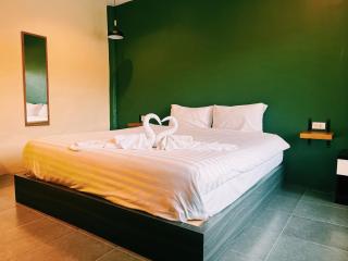 ViVi Hotel Resort - Phuket - 4