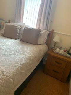 The Pines Guest House - Whitley Bay - 5