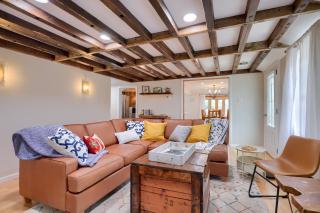 5 bd w Hottub - mins to Hunting Hiking & Fishing - 5