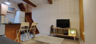 ENTRE AIX ET MARSEILLE - Petite maison à Auriol - 2