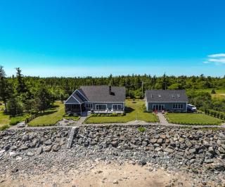 Oceanfront Luxury Cottages - Rent BOTH Main and Guest Cottage in Jonesport, Maine - Jonesport - 8