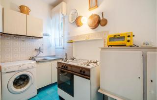 2 Bedroom Nice Apartment In Ischia - Ischia - 1